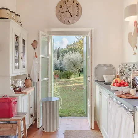 Label, When Creativity Meets Style In Endless Romanticism *